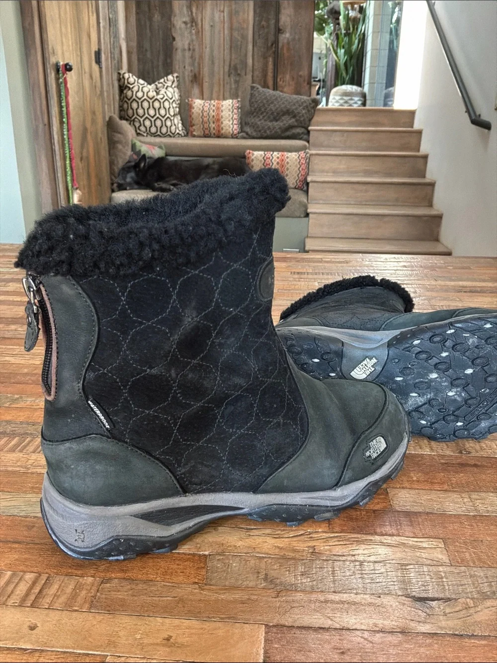 The North Face Women’s Black Quilted Shearling-Trim Winter Boots